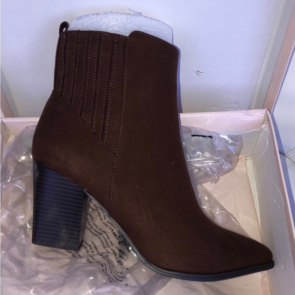 Brand New Never Worn Size 10 Woman’s Boots - Chocolate Color - JustFab